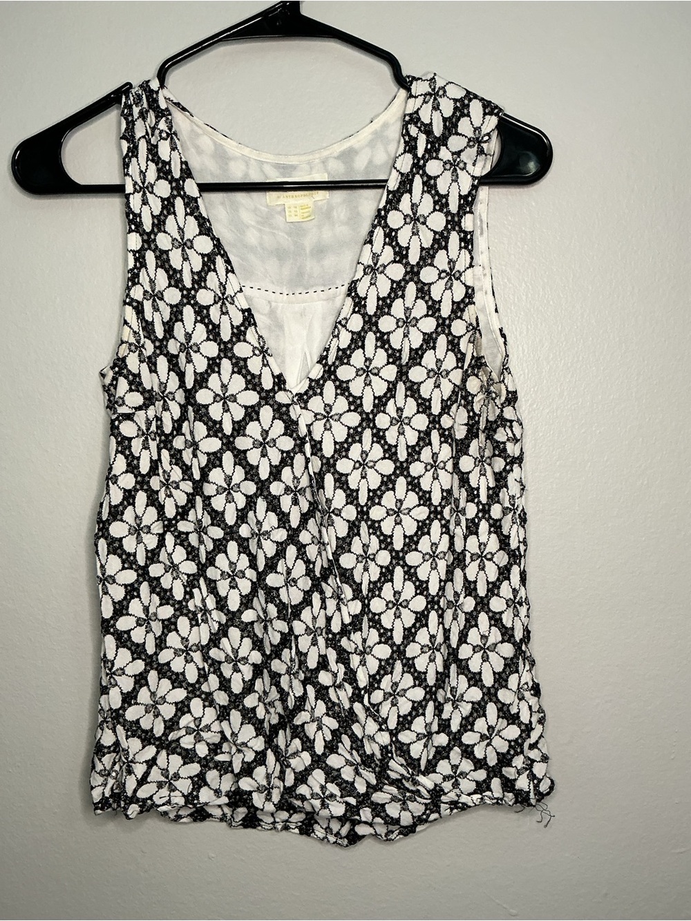 Anthropologie Black & White Floral Lace V-Neck Tank